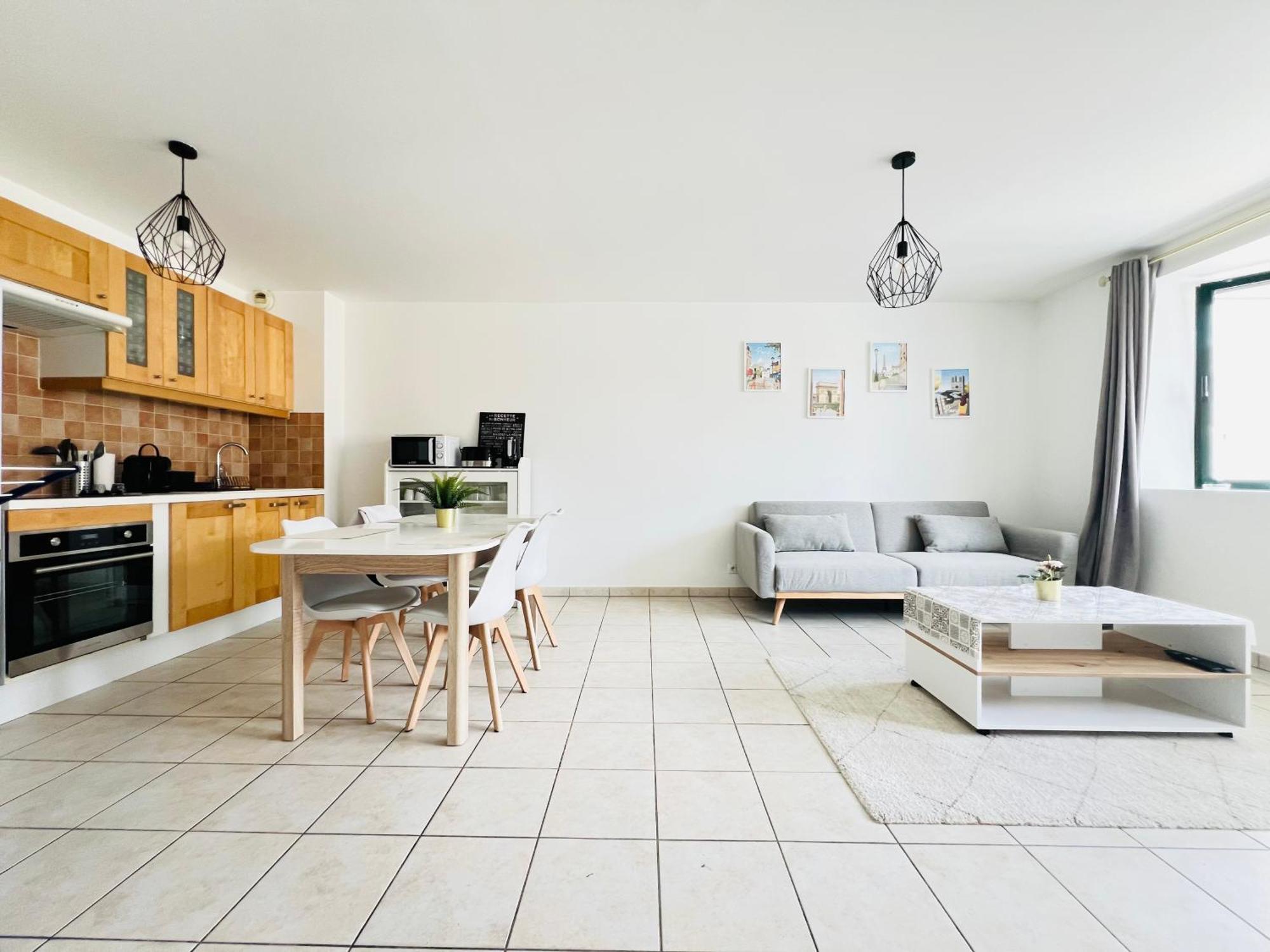 Appartement Coquelicot 25Km Paris Et Disney Pontault-Combault Ngoại thất bức ảnh